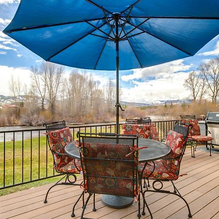 Riverfront Cabin About 4 Mi To Granby Ranch! Экстерьер фото