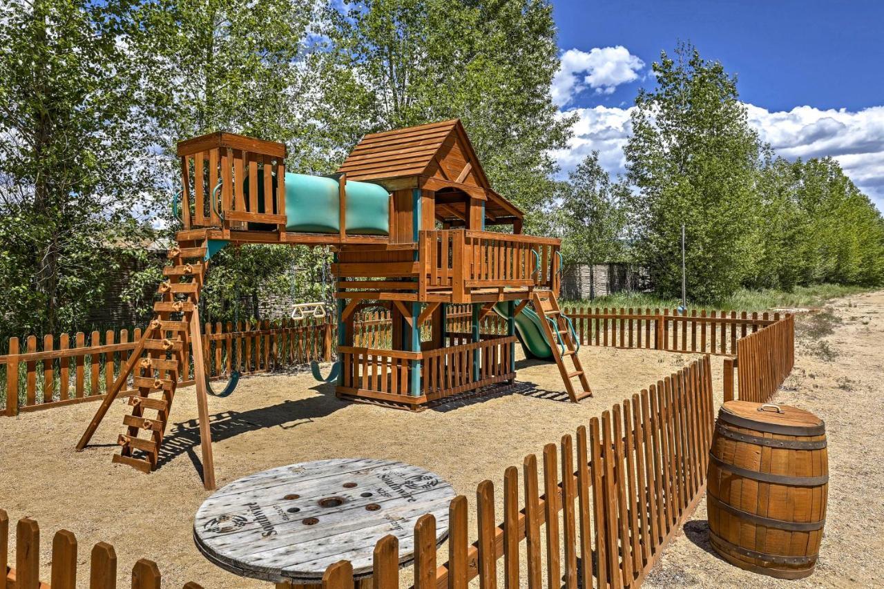 Riverfront Cabin About 4 Mi To Granby Ranch! Экстерьер фото